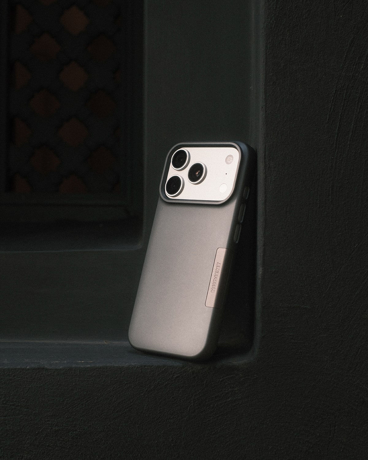 Thin Case