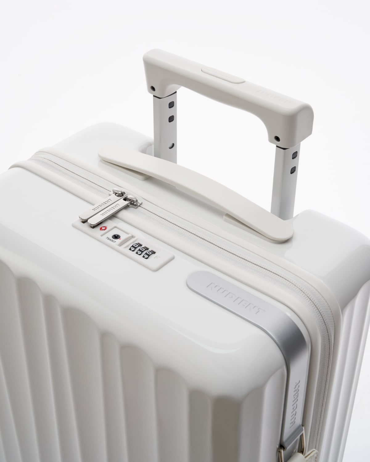 Bold Cabin Bag