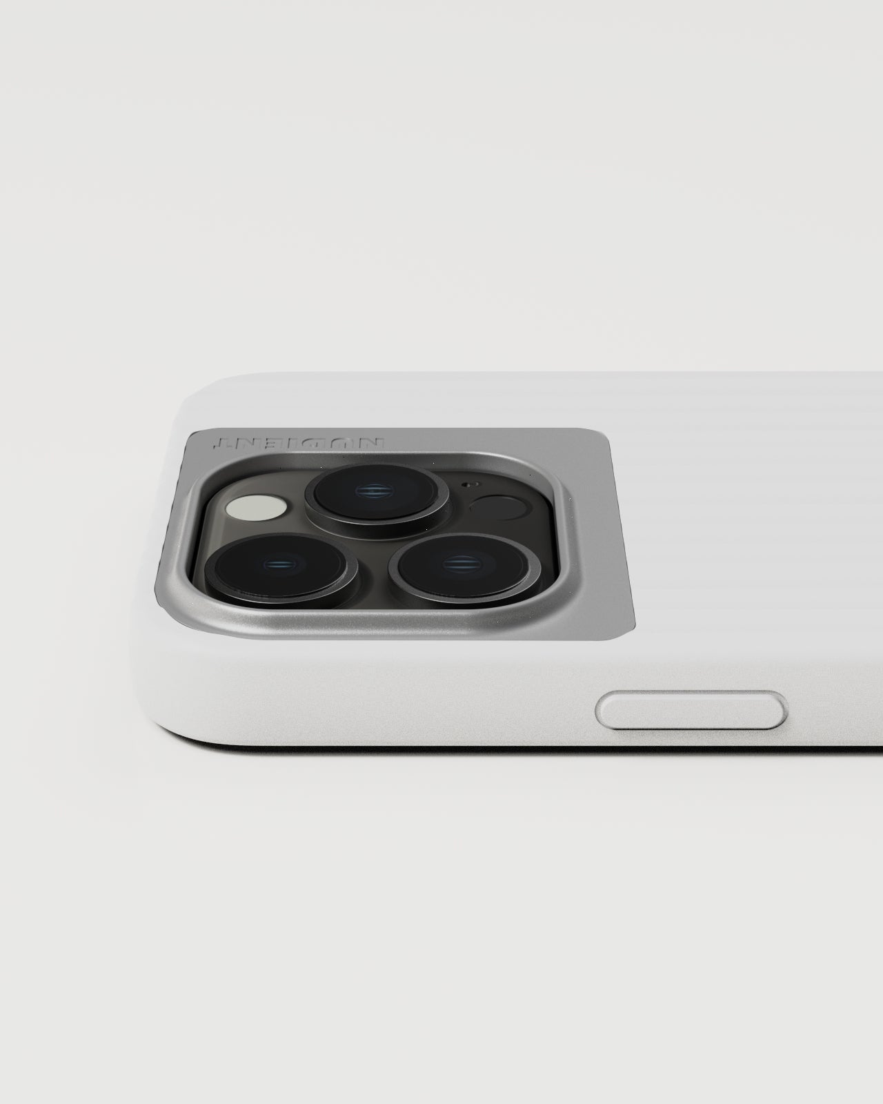 Bold Case - iPhone 15 Pro - Linen Beige & Chalk White